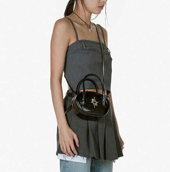 FINDKAPOOR] MINI ILA BAG 18 (4 COLORS) ショルダーバッグ