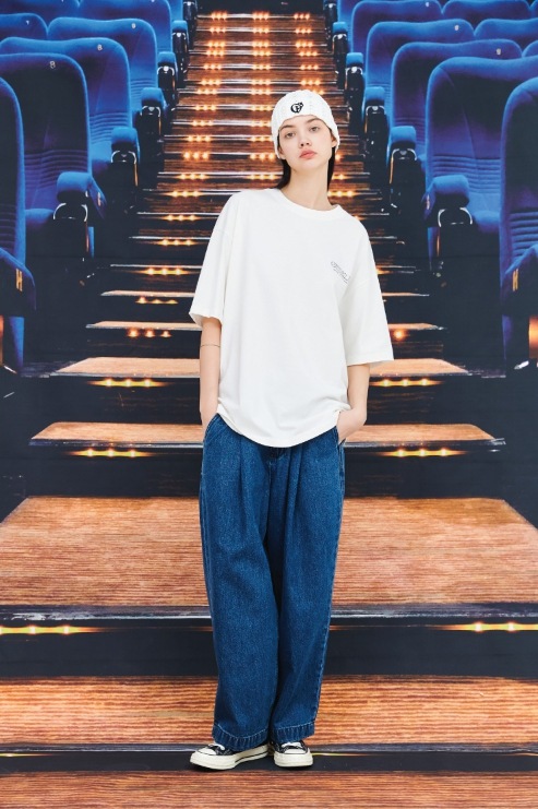 【CPGN STUDIO】Balloon Tapered One Tuck Denim CPGN STUDIO】 Balloon Tapered One Tuck Denim