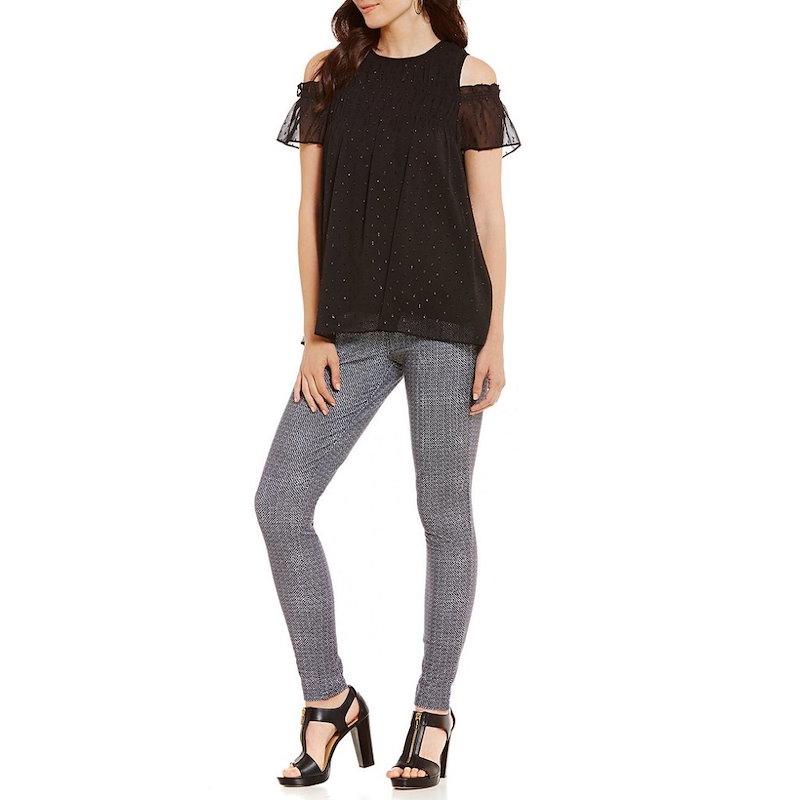 マイケル コース レディース トップス ブラウス・シャツ【MICHAEL Michael Kors Clipped Jacquard Cold Shoulder Smocked Blouse】Blac マイケル コース レディース トップス ブラウス・シャツ【MICHAEL Michael Kors Clipped Jacquard Cold Shoulder Smocked Blouse】Blac