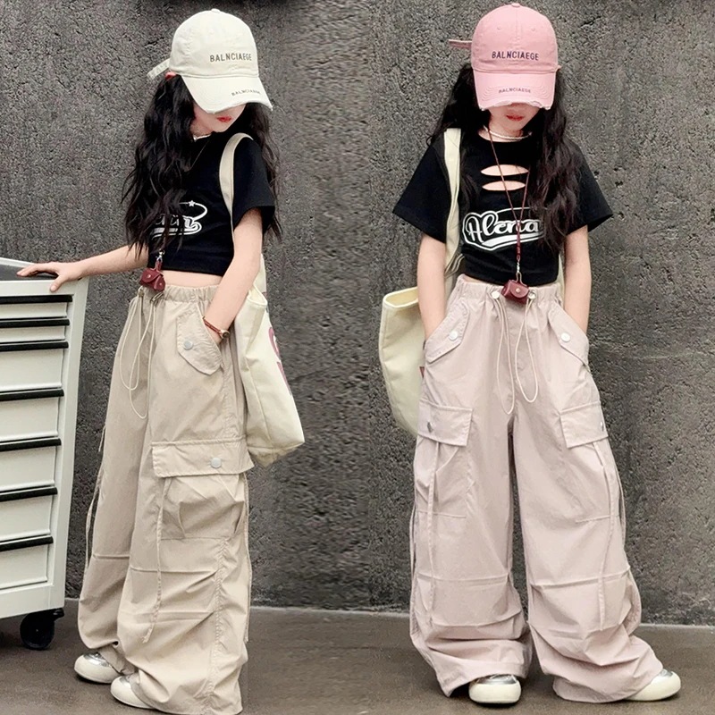 女の子のジャズダンスの服装の訓練の子供のhiphopの街のダンスの揚げ物のショーの服の春と夏の2025の新型のスーツのファッション 女の子のジャズダンスの服装の訓練の子供のhiphopの街のダンスの揚げ物のショーの服の春と夏の2025の新型のスーツのファッション
