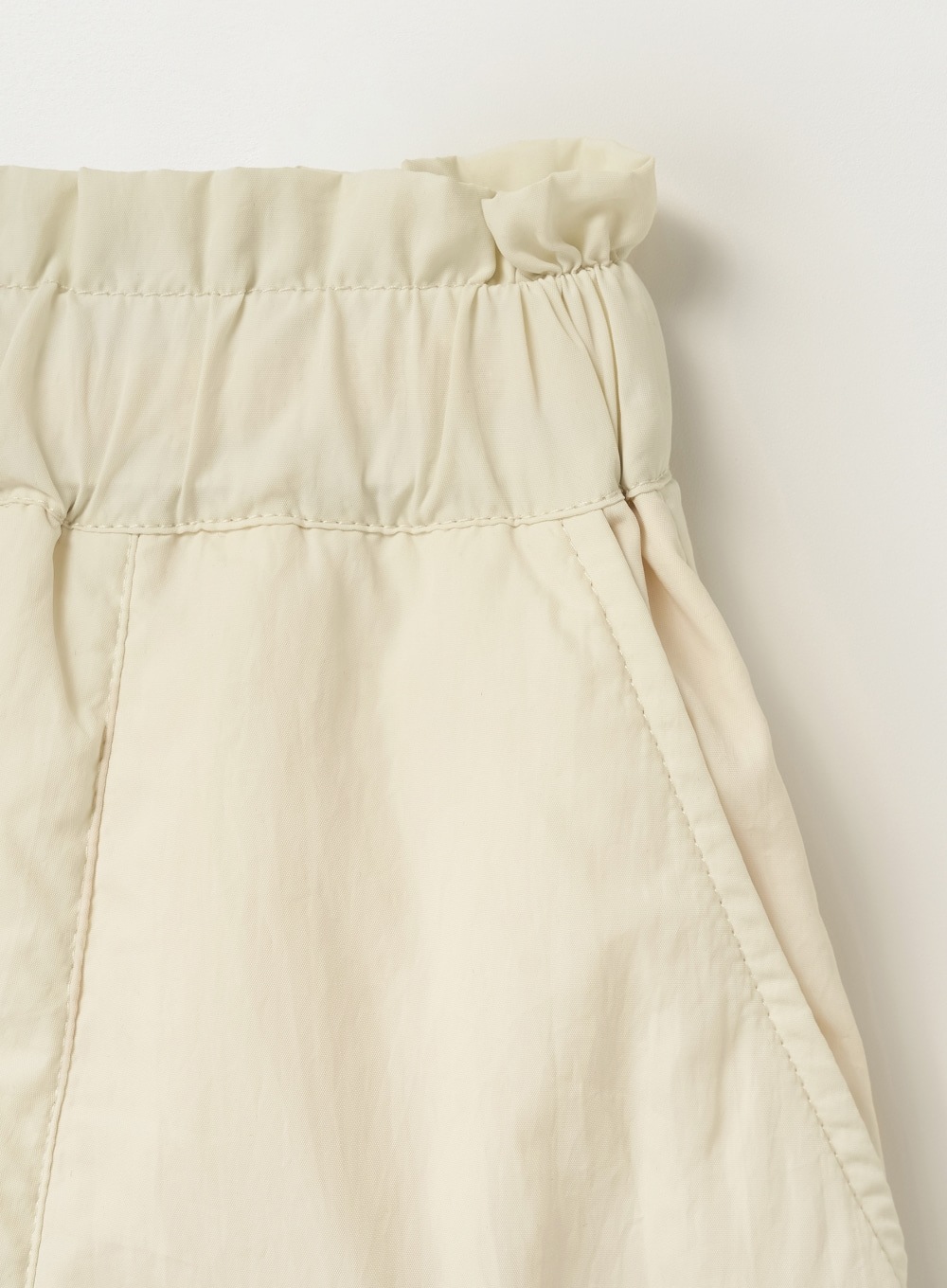 SATUR】 (W) PADDED BALLOON CARGO SKIRT : CREAM ミディアム