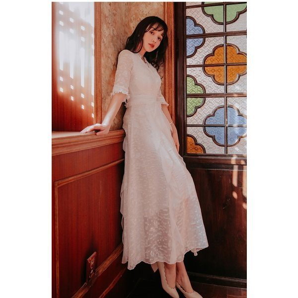 Qoo10] 白ワンピース マキシワンピ 五分袖 長袖