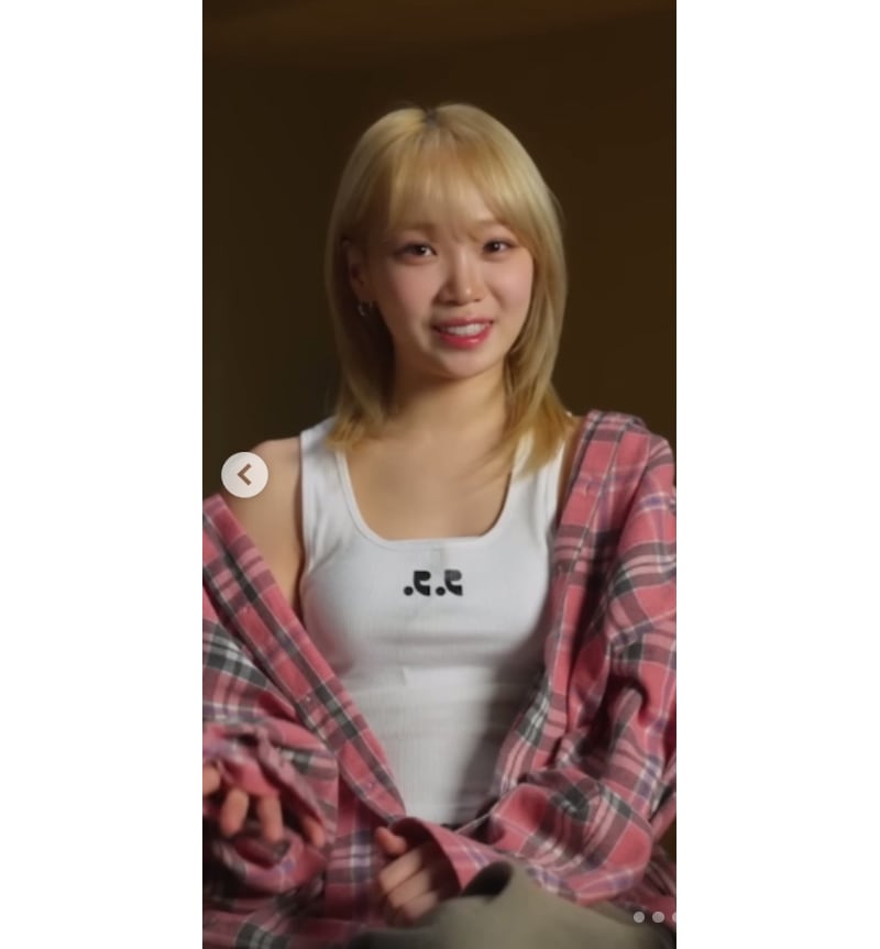 [LE SSERAFIMチェウォン着用]RR LOGO SHORT TANK TOP