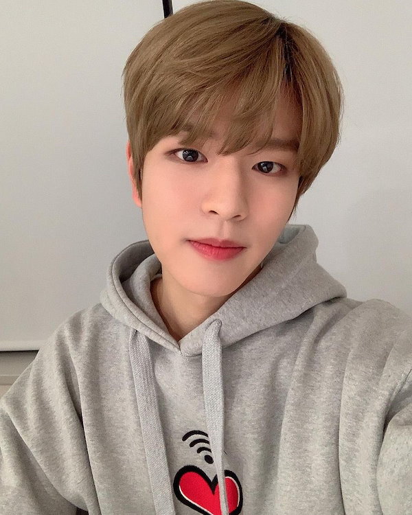 Qoo10] 【Stray Kidsスンミン着用】WA