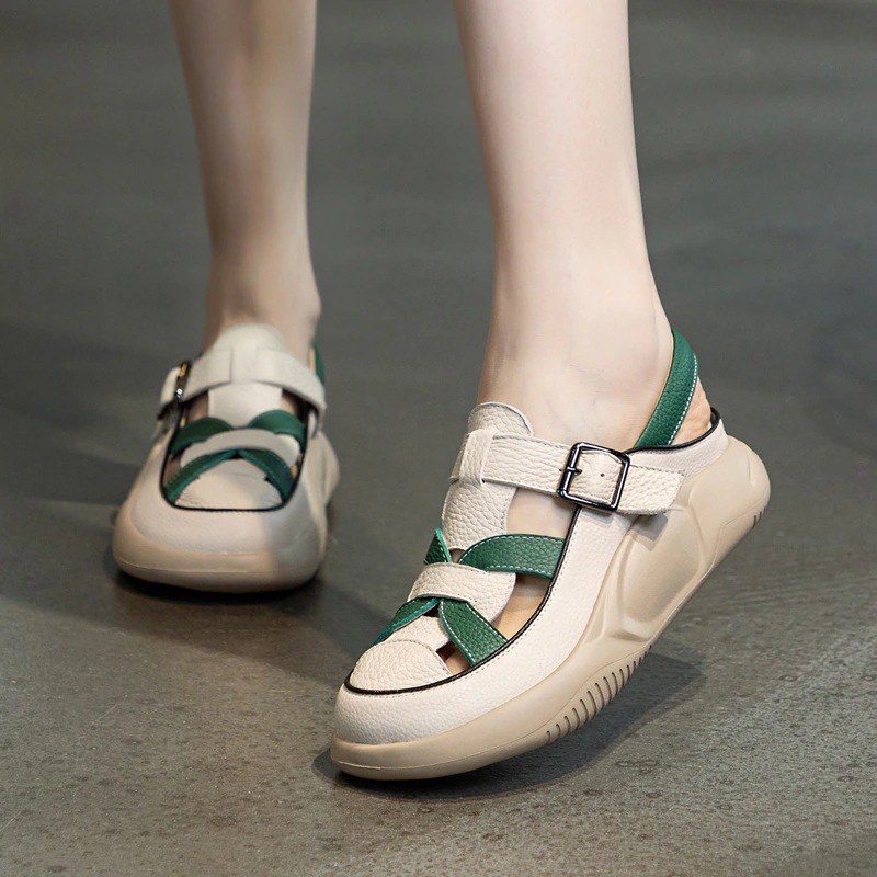 歩きやすい フラットサンダル ビーチ 通気 スポーツ 厚底サンダル レザーサンダルレディース厚底カジュアルアウター透かし彫りの白シューズ 韓国 美脚 夏 レディース サンダル 2025夏新作 歩きやすい フラットサンダル ビーチ 通気 スポーツ 厚底サンダル レザーサンダルレディース厚底カジュアルアウター透かし彫りの白シューズ 韓国 美脚 夏 レディース サンダル 2025夏新作