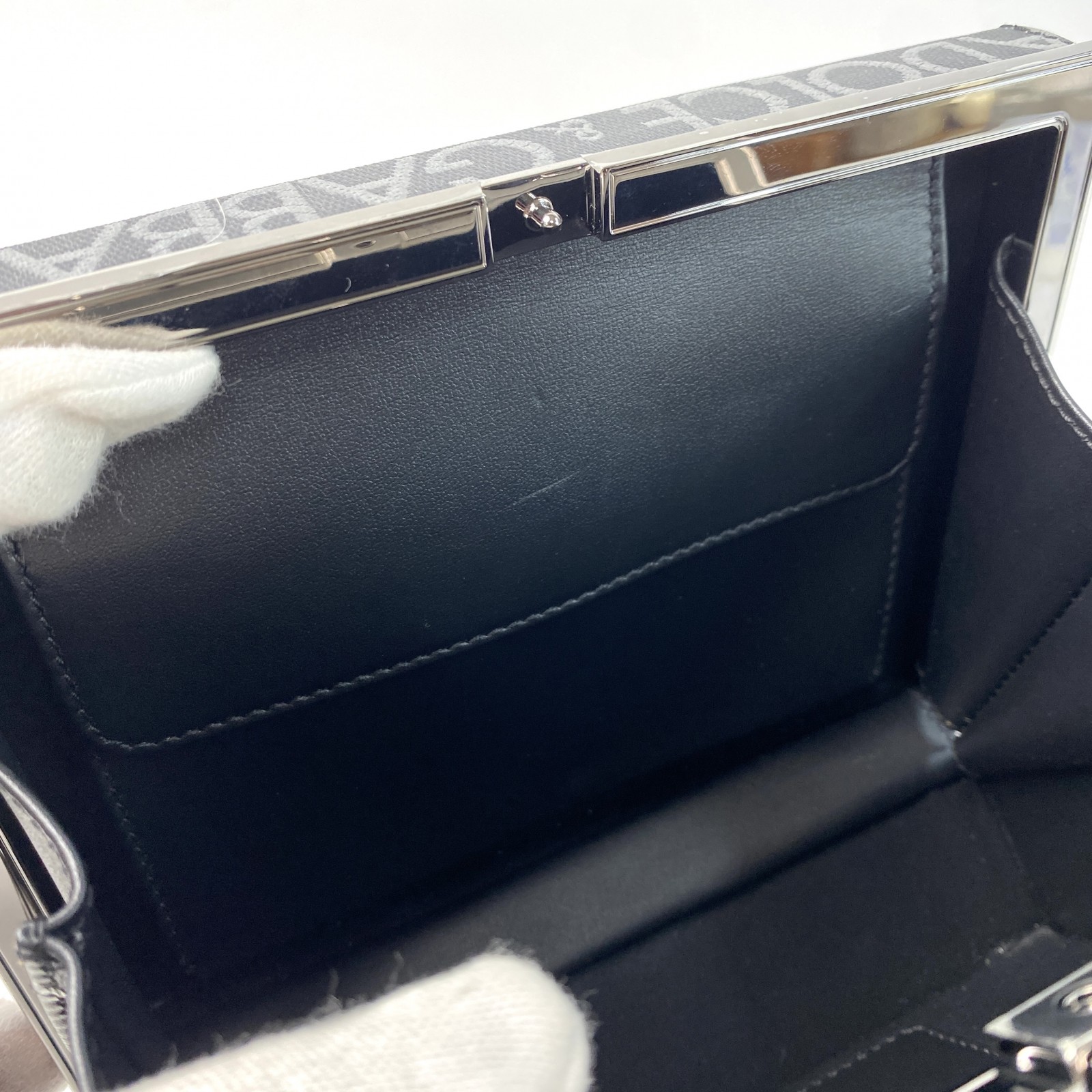 未使用 現行モデル ドルチェアンドガッバーナ D&G レディース 2way ショルダー バッグ ハンドバッグ 斜めがけ クロスボディ 未使用 現行モデル ドルチェアンドガッバーナ D&G レディース 2way ショルダー バッグ ハンドバッグ 斜めがけ クロスボディ