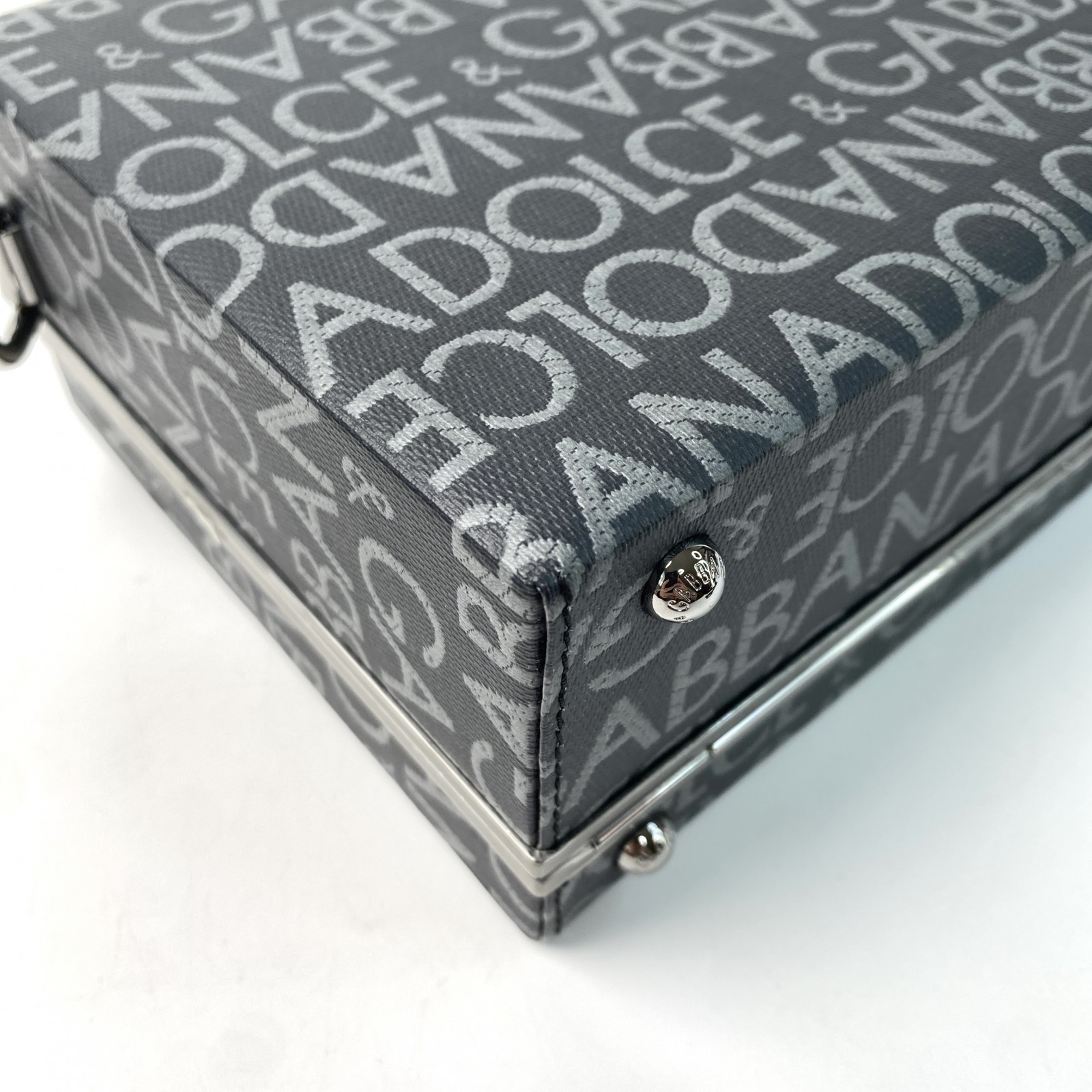 未使用 現行モデル ドルチェアンドガッバーナ D&G レディース 2way ショルダー バッグ ハンドバッグ 斜めがけ クロスボディ 未使用 現行モデル ドルチェアンドガッバーナ D&G レディース 2way ショルダー バッグ ハンドバッグ 斜めがけ クロスボディ