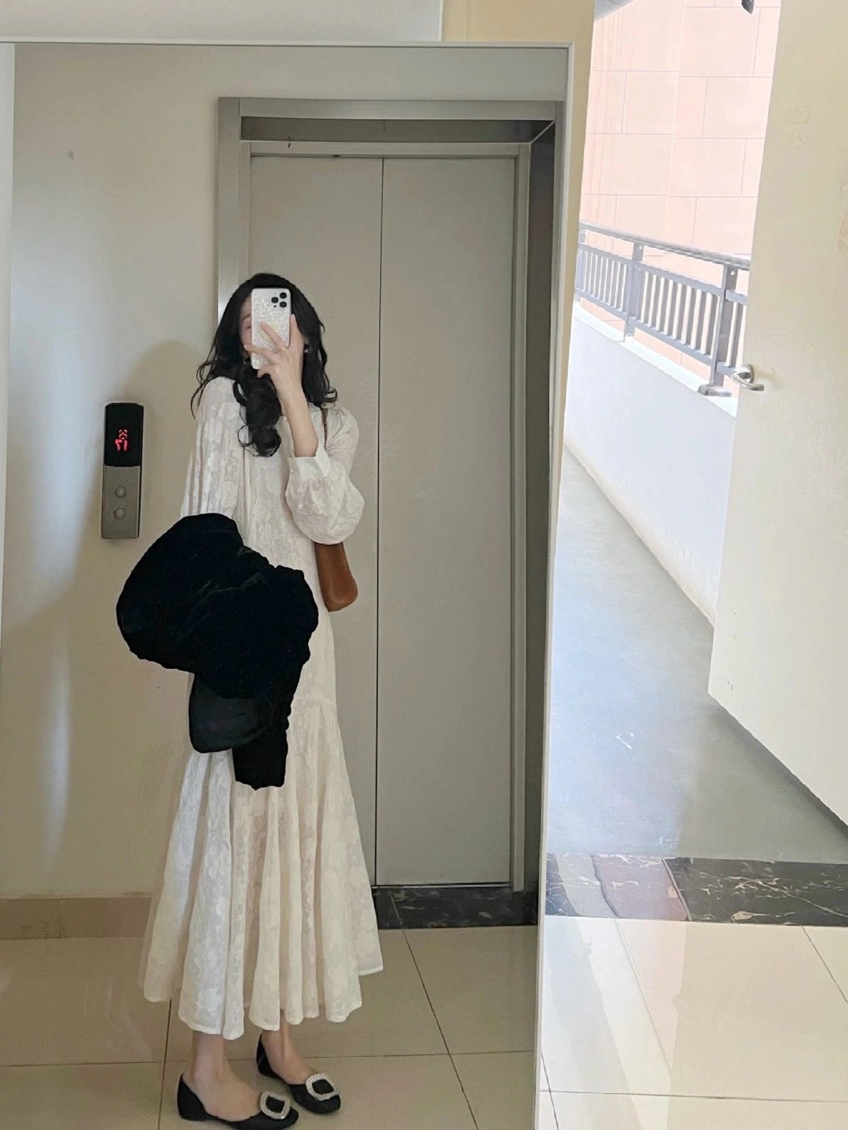 【急速出荷!】キャミワンピース 韓国 春 長袖 ワンピース レース 刺繍 ワンピース プリーツ 感 流行り フィッシュテールスカート気質 百掛け フレンチ 着やせ 【急速出荷!】キャミワンピース 韓国 春 長袖 ワンピース レース 刺繍 ワンピース プリーツ 感 流行り フィッシュテールスカート気質 百掛け フレンチ 着やせ