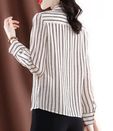 トップス シャツ シフォンシャツ ブラウス 袖付き 長袖 襟付き 角襟 前開き かわいい 大人可愛い きれいめ シンプル 大人 上品 おしゃれ かっこいい 大人女子 レトロ こなれ感 クール トップス シャツ シフォンシャツ ブラウス 袖付き 長袖 襟付き 角襟 前開き かわいい 大人可愛い きれいめ シンプル 大人 上品 おしゃれ かっこいい 大人女子 レトロ こなれ感 クール