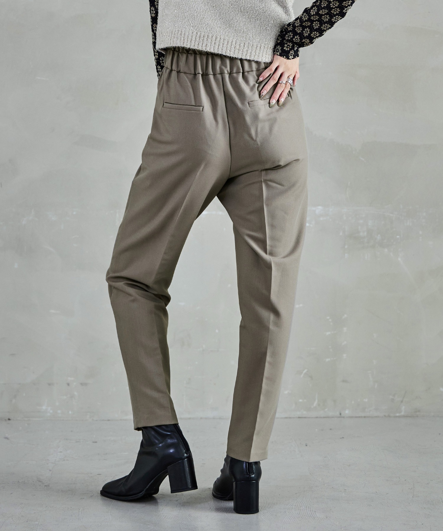 ハイウエストテーパードスラックス スラックス ハイウエスト タック テーパード レディース ウエストゴム カラバリ豊富 春夏 秋冬 オールシーズン ボトムス スタイルアップ 美脚見せ 低身長