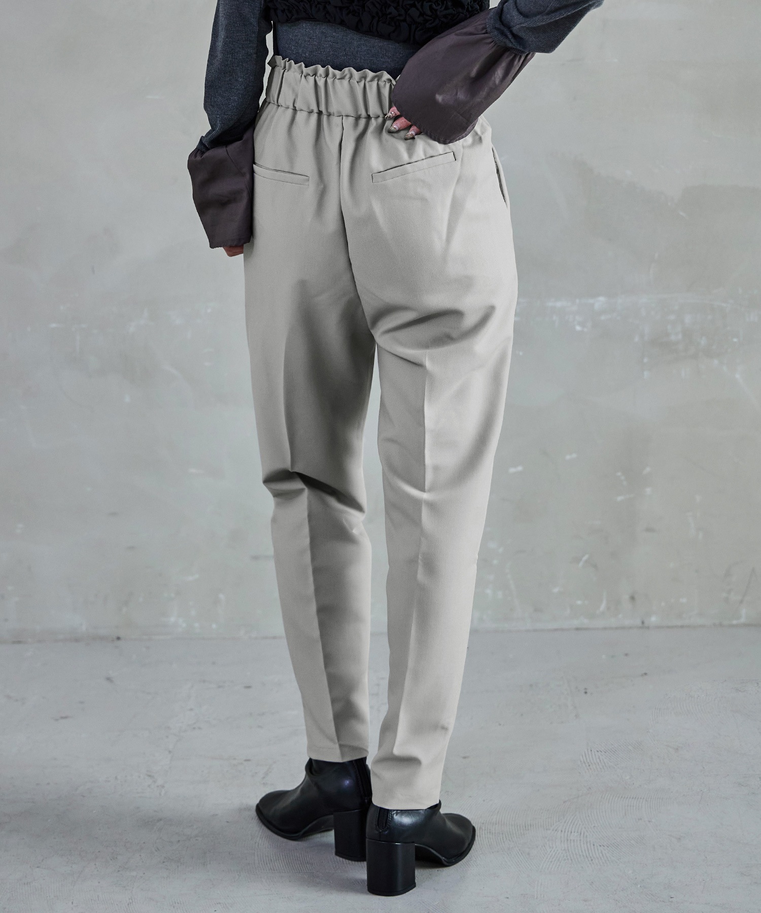 ハイウエストテーパードスラックス スラックス ハイウエスト タック テーパード レディース ウエストゴム カラバリ豊富 春夏 秋冬 オールシーズン ボトムス スタイルアップ 美脚見せ 低身長