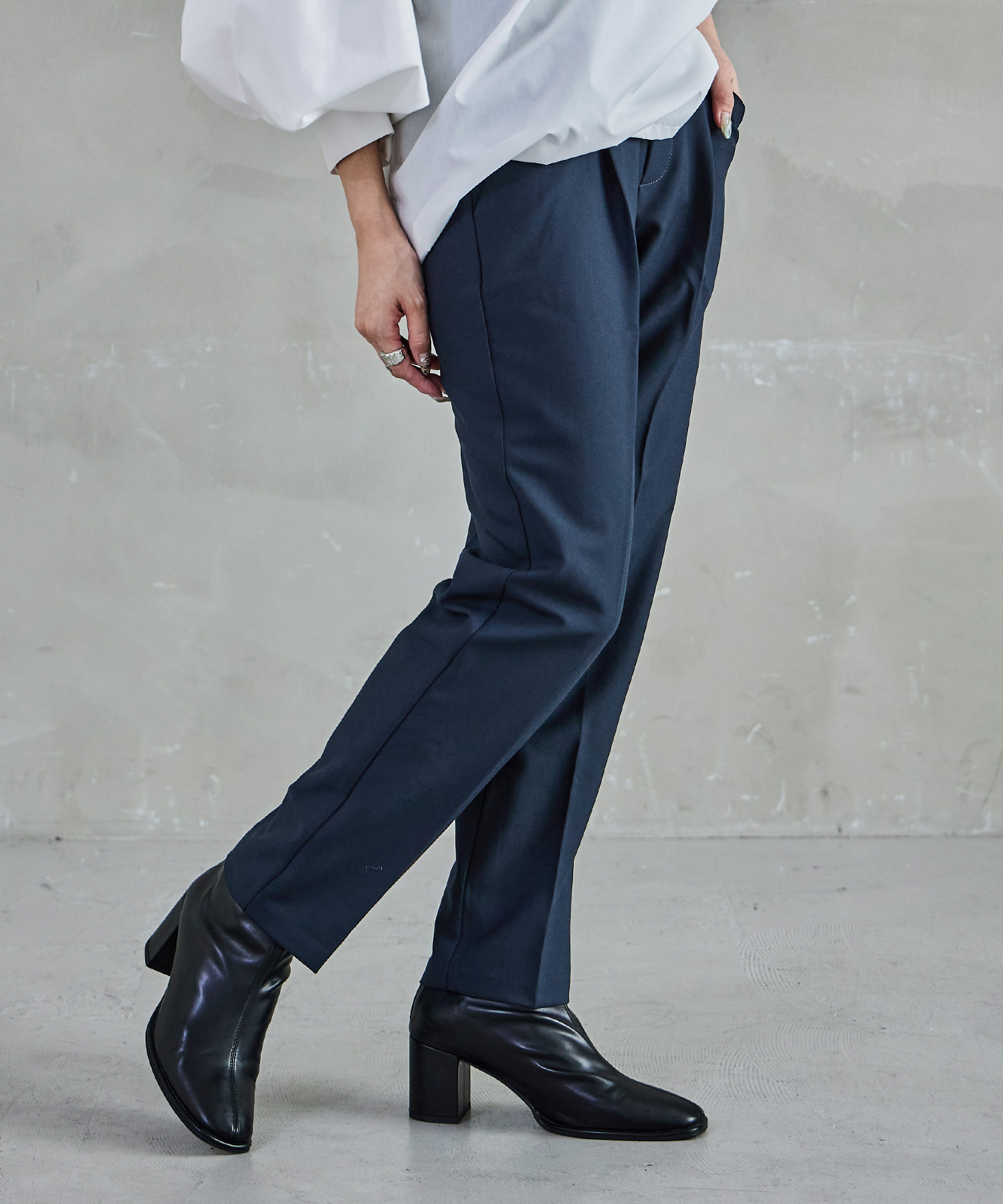 ハイウエストテーパードスラックス スラックス ハイウエスト タック テーパード レディース ウエストゴム カラバリ豊富 春夏 秋冬 オールシーズン ボトムス スタイルアップ 美脚見せ 低身長