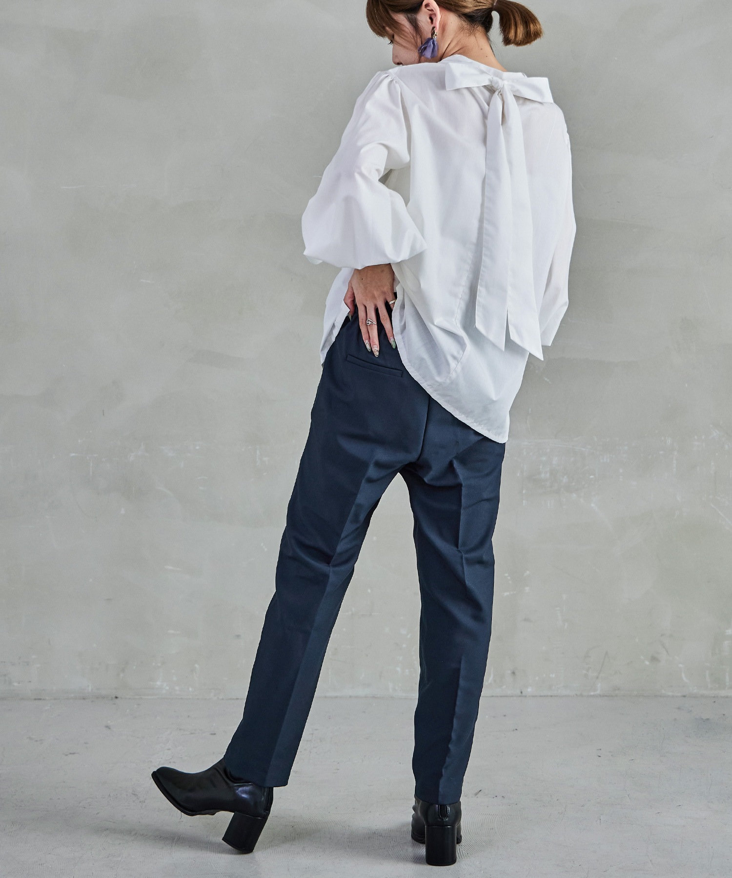 ハイウエストテーパードスラックス スラックス ハイウエスト タック テーパード レディース ウエストゴム カラバリ豊富 春夏 秋冬 オールシーズン ボトムス スタイルアップ 美脚見せ 低身長