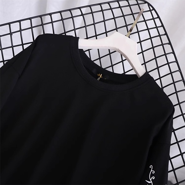 2色展開 プラスサイズ/ルーズカジュアルスウェットシャツ レディース トップス ロンT ニット スウェット 上着 長袖 ラグラン ラウンドネック 襟なし ノーカラー ワイド ふっくら かわいい 2色展開 プラスサイズ/ルーズカジュアルスウェットシャツ レディース トップス ロンT ニット スウェット 上着 長袖 ラグラン ラウンドネック 襟なし ノーカラー ワイド ふっくら かわいい