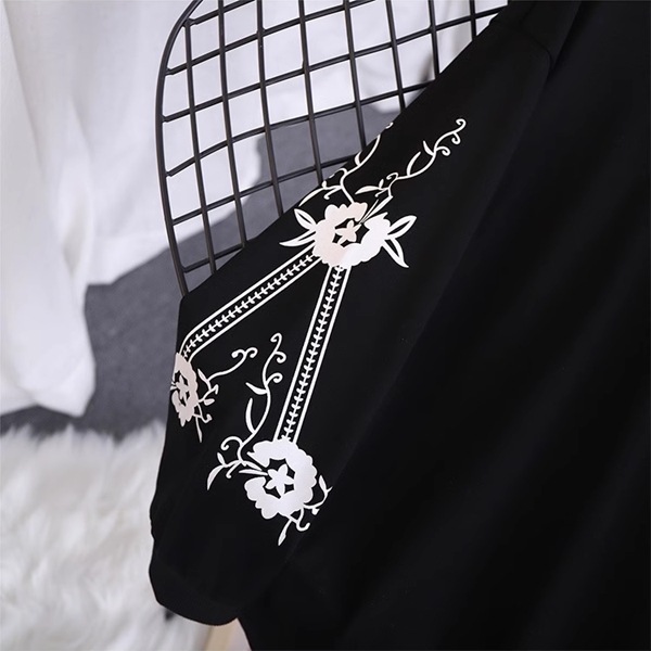 2色展開 プラスサイズ/ルーズカジュアルスウェットシャツ レディース トップス ロンT ニット スウェット 上着 長袖 ラグラン ラウンドネック 襟なし ノーカラー ワイド ふっくら かわいい 2色展開 プラスサイズ/ルーズカジュアルスウェットシャツ レディース トップス ロンT ニット スウェット 上着 長袖 ラグラン ラウンドネック 襟なし ノーカラー ワイド ふっくら かわいい