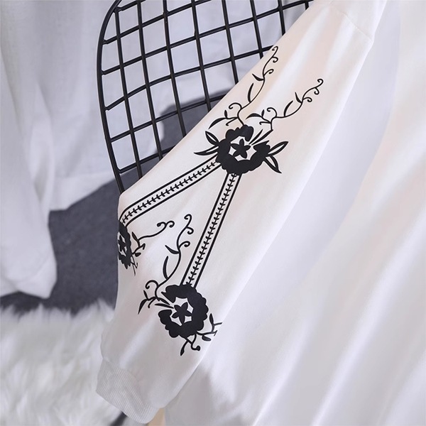 2色展開 プラスサイズ/ルーズカジュアルスウェットシャツ レディース トップス ロンT ニット スウェット 上着 長袖 ラグラン ラウンドネック 襟なし ノーカラー ワイド ふっくら かわいい 2色展開 プラスサイズ/ルーズカジュアルスウェットシャツ レディース トップス ロンT ニット スウェット 上着 長袖 ラグラン ラウンドネック 襟なし ノーカラー ワイド ふっくら かわいい