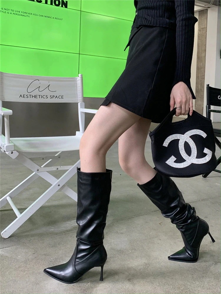 早い者勝ち 2025年夏 スパイクシューズ 細ヒール ロングブーツ ヘビ柄 シワ レディース スタックブーツポインテッドトゥ 快適である 中ヒール 長靴 高筒ブーツ 早い者勝ち 2025年夏 スパイクシューズ 細ヒール ロングブーツ ヘビ柄 シワ レディース スタックブーツポインテッドトゥ 快適である 中ヒール 長靴 高筒ブーツ