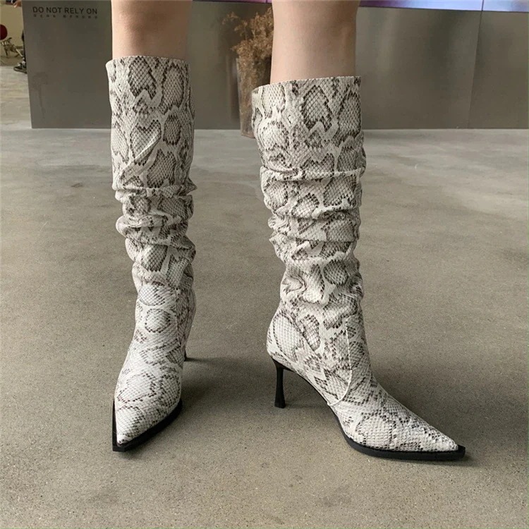 早い者勝ち 2025年夏 スパイクシューズ 細ヒール ロングブーツ ヘビ柄 シワ レディース スタックブーツポインテッドトゥ 快適である 中ヒール 長靴 高筒ブーツ 早い者勝ち 2025年夏 スパイクシューズ 細ヒール ロングブーツ ヘビ柄 シワ レディース スタックブーツポインテッドトゥ 快適である 中ヒール 長靴 高筒ブーツ