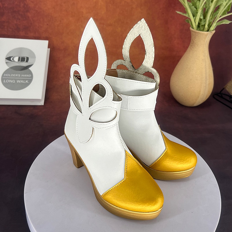 原神女性俳優ショートシューズアクセサリー小道具ミディアムハイヒールショートブーツ女性アニメーション靴