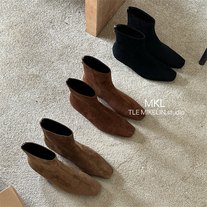 Tlemikelin Korea Dongdaemen Small Square Toe Low-かかとのつまずい春と秋のブーツ気質多用途の薄いブーツ