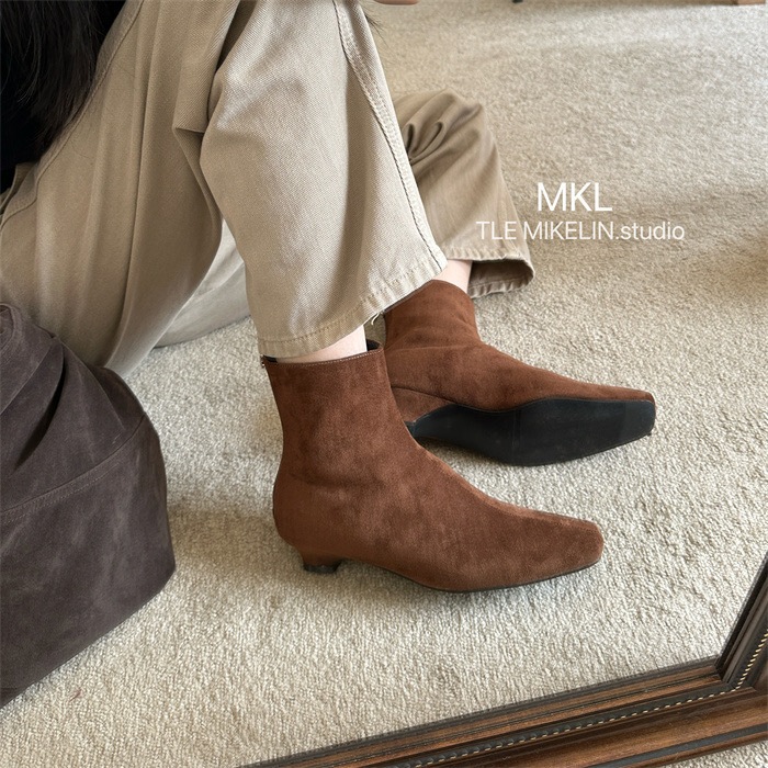 Tlemikelin Korea Dongdaemen Small Square Toe Low-かかとのつまずい春と秋のブーツ気質多用途の薄いブーツ