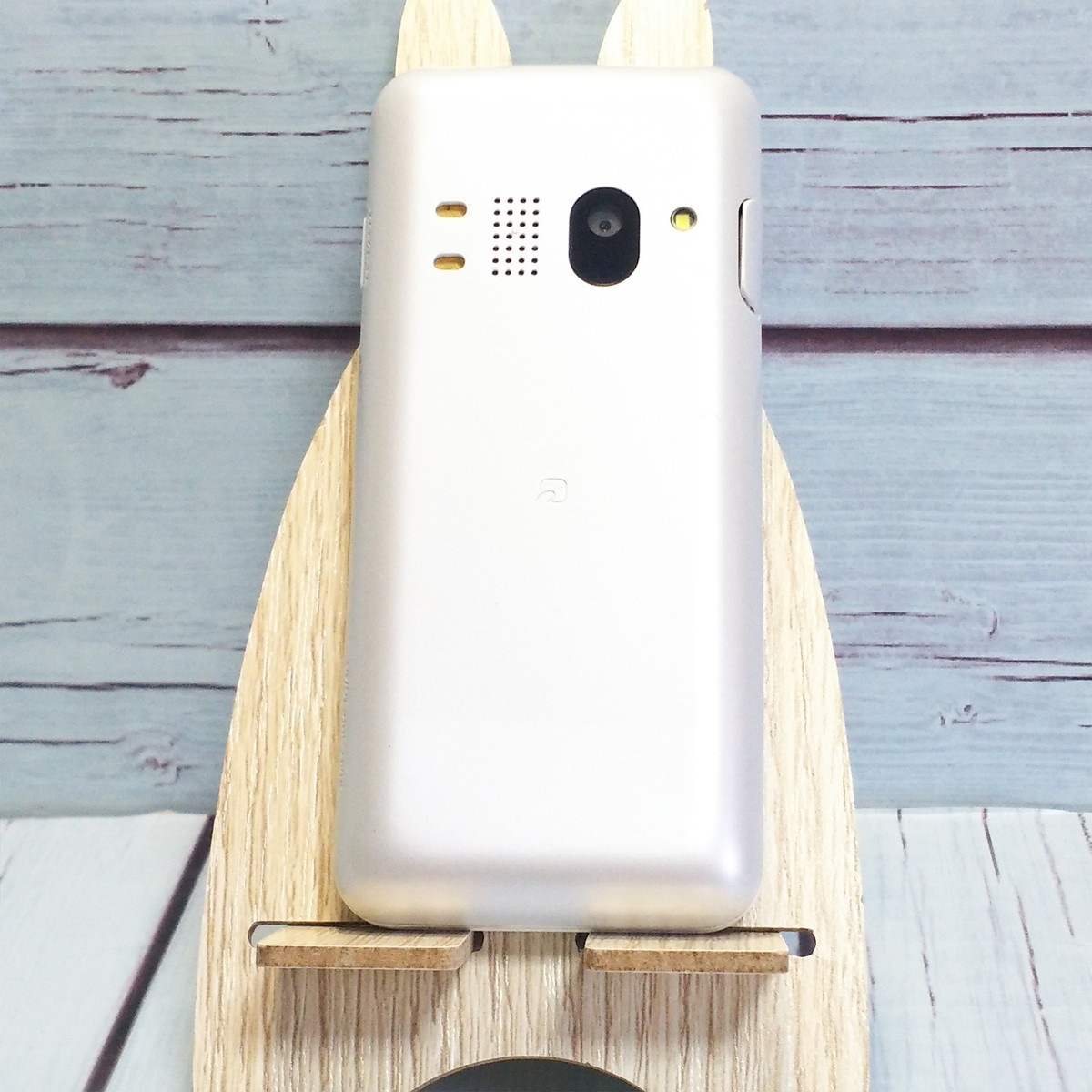 送料無料】KYOCERA au GRATINA 4G KYF31 White ホワイト 本体 白