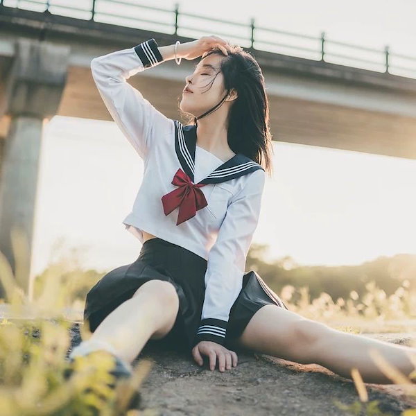 Amazon.co.jp: [HarnyLoom] セーラー服 半袖 長袖 本格制服