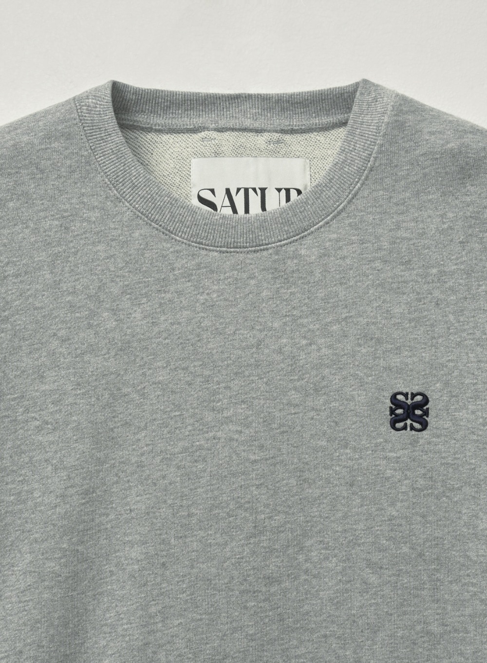 【SATUR】 (W) CLASSIC LOGO BASIC SWEATSHIRT : MELANGE GRAY 【SATUR】 (W) CLASSIC LOGO BASIC SWEATSHIRT : MELANGE GRAY