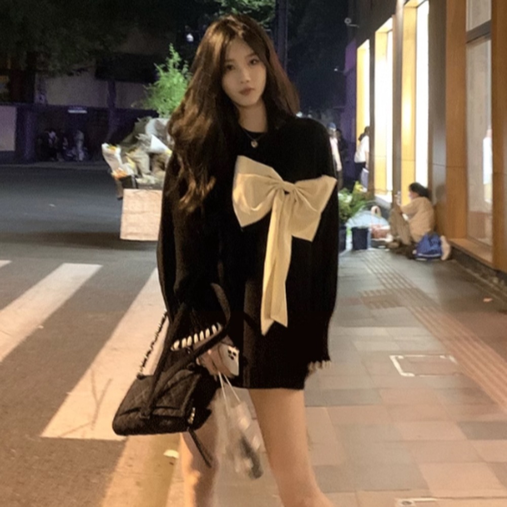 レディース トップス ニット 長袖 ラウンドネック Iライン フェミニン リボン コンサバ 薄手 かわいい 大人可愛い きれいめ シンプル 上品 おしゃれ かっこいい レトロ 個性的 エレガント レディース トップス ニット 長袖 ラウンドネック Iライン フェミニン リボン コンサバ 薄手 かわいい 大人可愛い きれいめ シンプル 上品 おしゃれ かっこいい レトロ 個性的 エレガント