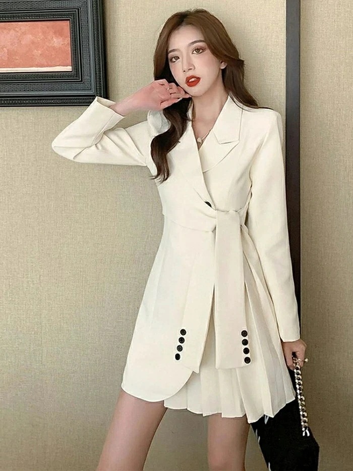 レディース 短め丈 ワンピース ドレス ジャケット プリーツ きちんと感 長袖 Vネック ウエストベルト シンプル 襟 無地 スーツコート ジャケット ロング丈 アウターコート ベルト付け ボ レディース 短め丈 ワンピース ドレス ジャケット プリーツ きちんと感 長袖 Vネック ウエストベルト シンプル 襟 無地 スーツコート ジャケット ロング丈 アウターコート ベルト付け ボ