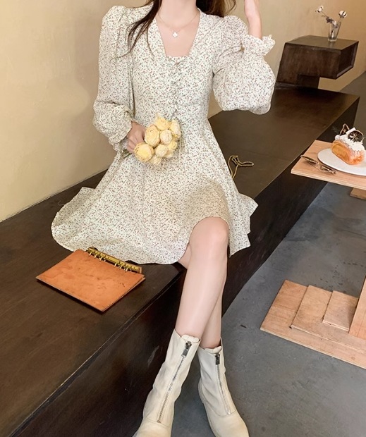 レディース ワンピース ミニ ショート 膝上 長袖 Vネック フレア Aライン かわいい 大人可愛い カジュアル おしゃれ ラフ ガーリー ルーズ フォーマル とろみ感 ヴィンテージ ラブリー