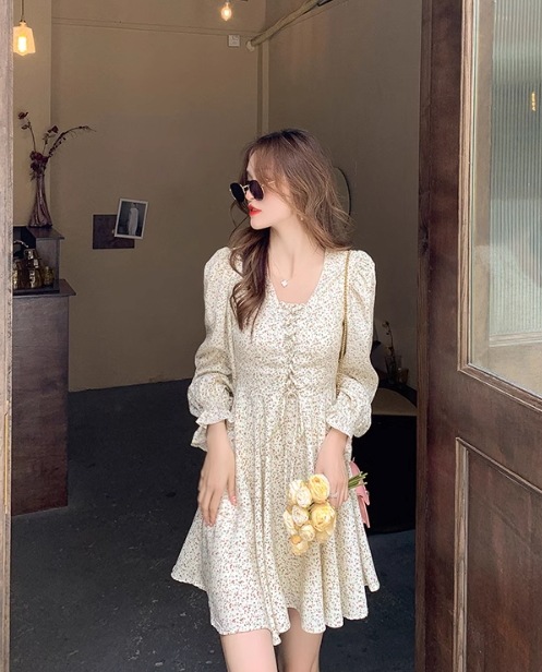 レディース ワンピース ミニ ショート 膝上 長袖 Vネック フレア Aライン かわいい 大人可愛い カジュアル おしゃれ ラフ ガーリー ルーズ フォーマル とろみ感 ヴィンテージ ラブリー