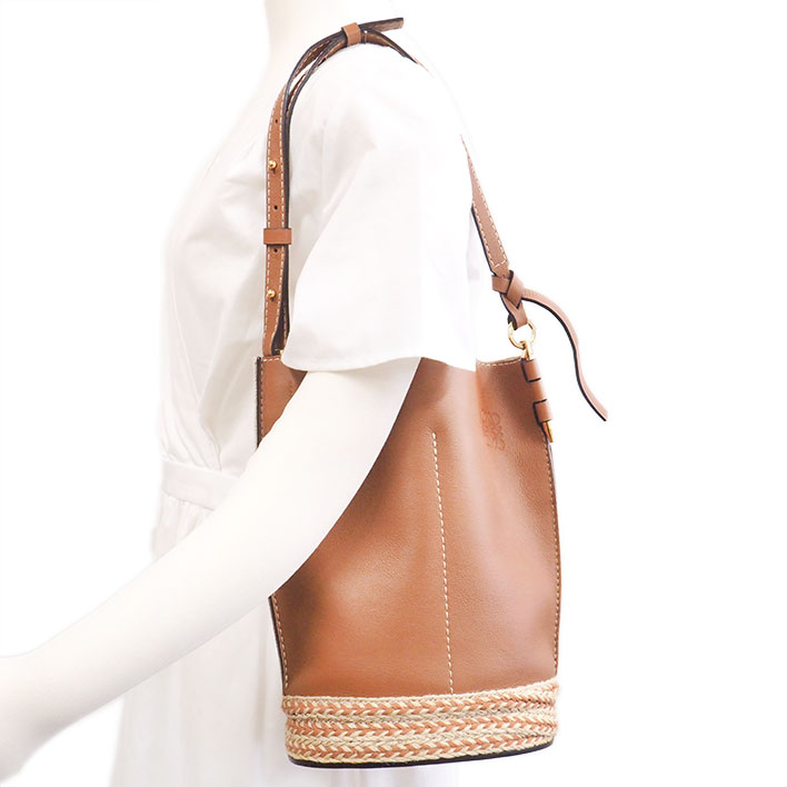 【美品】ロエベ バケットバッグ ゲート レディース 【ショルダーバッグ】