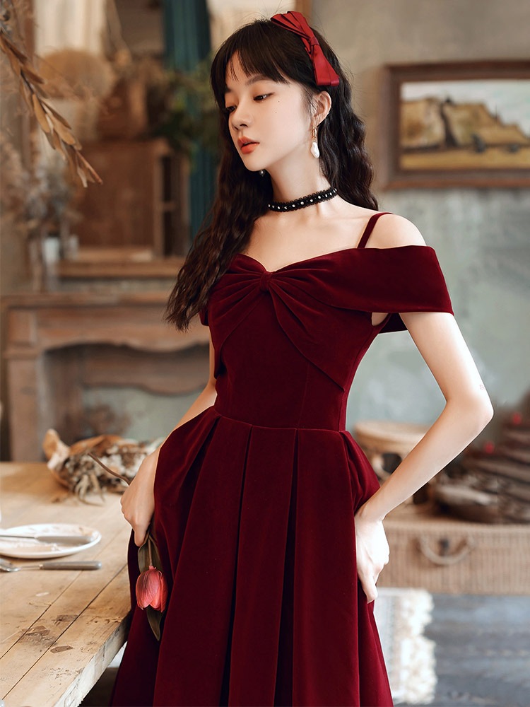 二科会会員・齋藤三郎　人気の赤いドレスの少女 キッズドレス 女の子 子供 ドレス ピアノ発表会 発表会 セレモニー