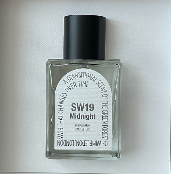 ほぼ未使用 SW19 Midnight ミッドナイト 香水 オードパルファム Qoo10] SW19 SW19香水 Midnight EDP : 香水
