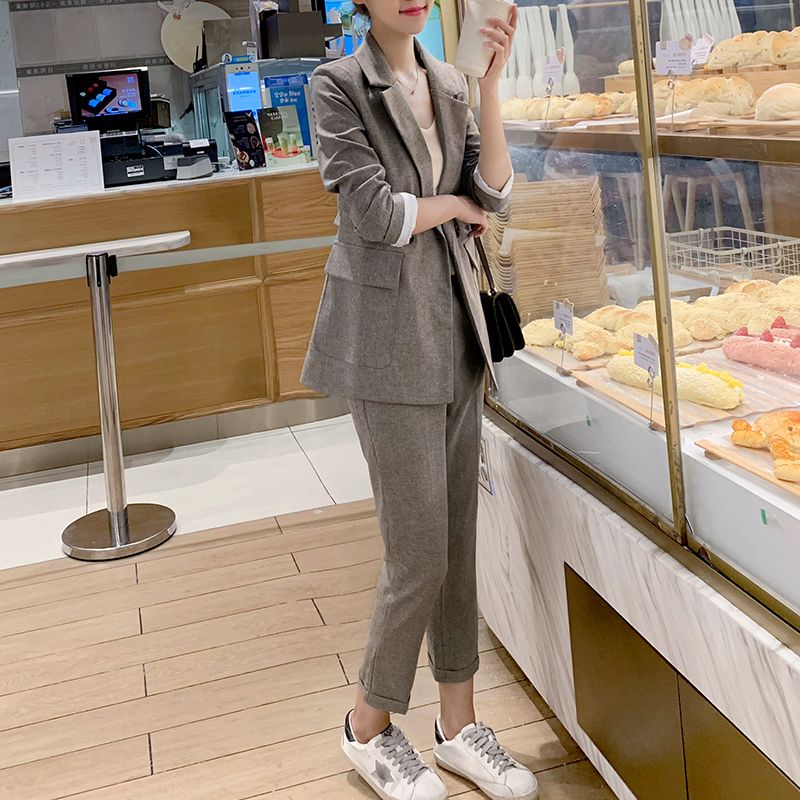 出荷が早い入学式 ママ スーツ セットアップ 二点セット 通勤 スーツセットアップユニフォーム ママスーツ 制服 春ジャケットアウター 入園式 入学式 卒園式 テーラード 出荷が早い入学式 ママ スーツ セットアップ 二点セット 通勤 スーツセットアップユニフォーム ママスーツ 制服 春ジャケットアウター 入園式 入学式 卒園式 テーラード