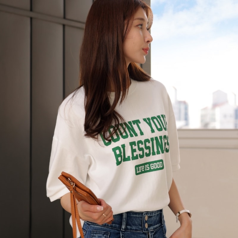 クリック&ファニーユアーズレタリングスウェットシャツ クリック&ファニーユアーズレタリングスウェットシャツ