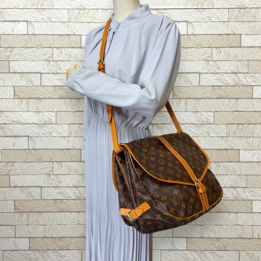 ルイヴィトン ソミュール詳細 LOUIS VUITTON ショルダーバッグ