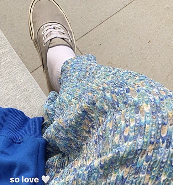 ワンピース フレアワンピース ロング ロング丈 袖あり 長袖 ラウンドネック フレア シフォン フリル ウエストマーク ハイウエスト かわいい きれいめ シンプル カジュアル 大人 上品 おしゃれ ワンピース フレアワンピース ロング ロング丈 袖あり 長袖 ラウンドネック フレア シフォン フリル ウエストマーク ハイウエスト かわいい きれいめ シンプル カジュアル 大人 上品 おしゃれ