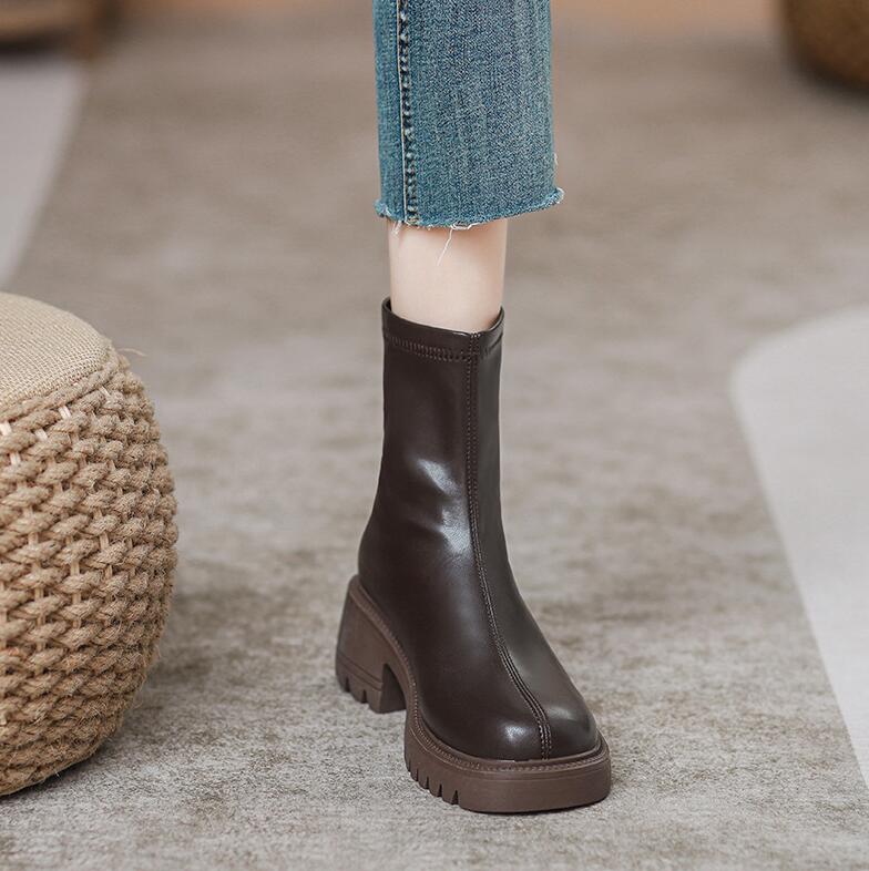 2色 ショートブーツ レディース 本革 靴 ラウンドトゥ 幅広 甲高 5CMヒール 疲れない カジュアルシューズ 厚底 背が高くなる 身長アップ バックジッパー 脱ぎ履きやすい 履きやすい 革 2色 ショートブーツ レディース 本革 靴 ラウンドトゥ 幅広 甲高 5CMヒール 疲れない カジュアルシューズ 厚底 背が高くなる 身長アップ バックジッパー 脱ぎ履きやすい 履きやすい 革