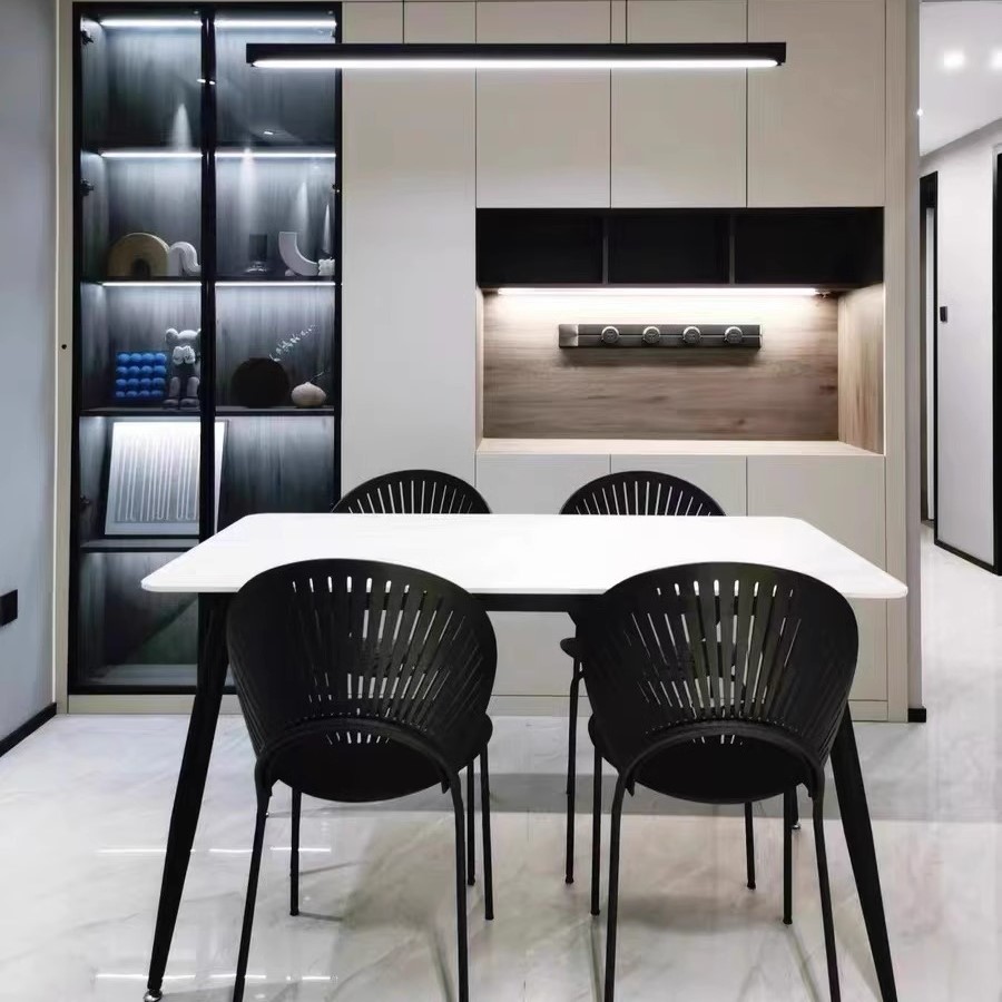 ダイニングチェア 北欧 無垢材 シェルデザイン モダン ブラック シルバー ホワイト 木製 イス レトロ お洒落 ヨーロッパ シンプル