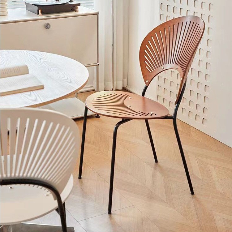 ダイニングチェア 北欧 無垢材 シェルデザイン モダン ブラック シルバー ホワイト 木製 イス レトロ お洒落 ヨーロッパ シンプル