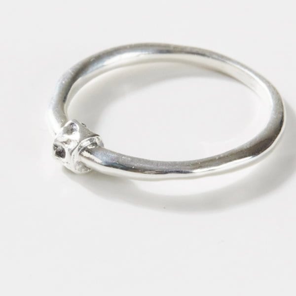 【HANNA543】☆R475S★BTS RM 着用 RING リング♪ Qoo10] HANNA543 bts RM着用 R474S シルバー