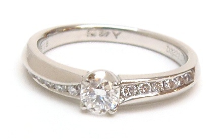 指輪 ダイヤモンドリング 0.222ct,G,VS2,EX 脇0.16ct /プラチナ/Pt995 5.1g 【中古】(48975) 指輪 ダイヤモンドリング 0.222ct,G,VS2,EX 脇0.16ct /プラチナ/Pt995 5.1g 【中古】(48975)