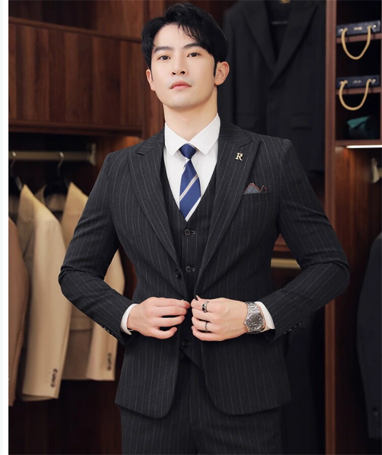 凄く人気がある スーツ メンズ スリーピース タキシード ストライプ 紳士服 礼服 メンズスーツ フォーマル 2つボタンスーツ セットアップ ビジネス キャリア リクルート 通勤 オフィス 就活 面接 凄く人気がある スーツ メンズ スリーピース タキシード ストライプ 紳士服 礼服 メンズスーツ フォーマル 2つボタンスーツ セットアップ ビジネス キャリア リクルート 通勤 オフィス 就活 面接