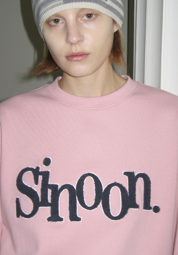 24FW BOUCLE LOGO SWEATSHIRT (7 COLORS) 24FW BOUCLE LOGO SWEATSHIRT (7 COLORS)