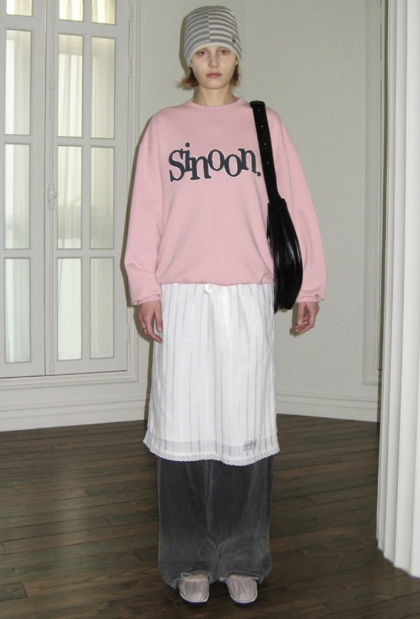 24FW BOUCLE LOGO SWEATSHIRT (7 COLORS) 24FW BOUCLE LOGO SWEATSHIRT (7 COLORS)