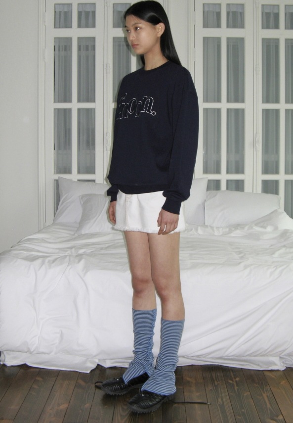 24FW BOUCLE LOGO SWEATSHIRT (7 COLORS) 24FW BOUCLE LOGO SWEATSHIRT (7 COLORS)