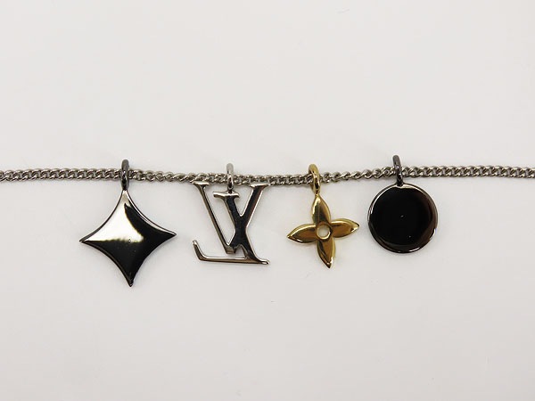 新品同様ルイヴィトンペンダントLVインスティンクトネックレスペンダントシルバーガンメタリックシルバーゴールドM00521 新品同様ルイヴィトンペンダントLVインスティンクトネックレスペンダントシルバーガンメタリックシルバーゴールドM00521