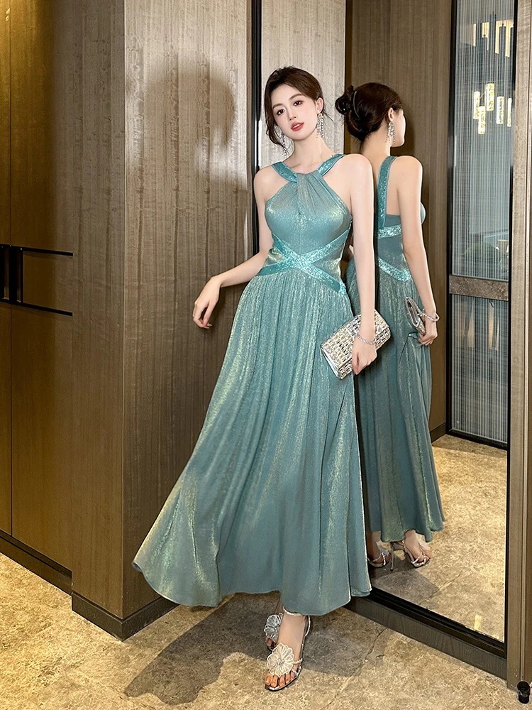 ロングスカート上品 25 サテンシルク ホルダーネック 大きい裾 ロング ドレス パーティー キャバ 大人 同窓会 披露宴 卒業式 結婚式 演奏会 ウェディング 二次会 メガ割